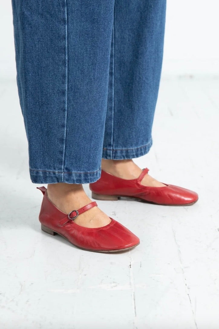 Either/Or Mary Jane Flat / Red
