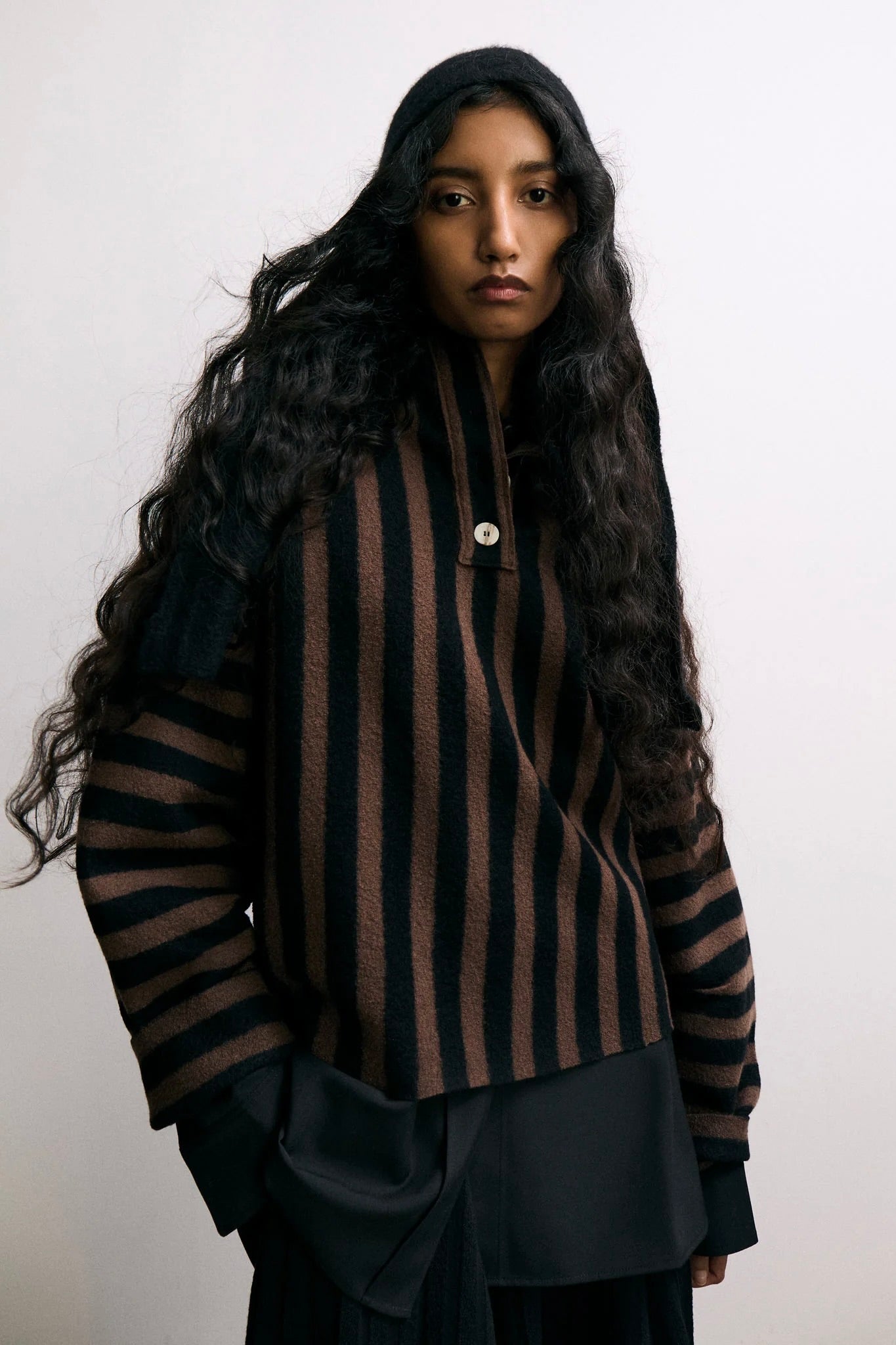 Rus Shikai Polo Sweater / Black + Espresso