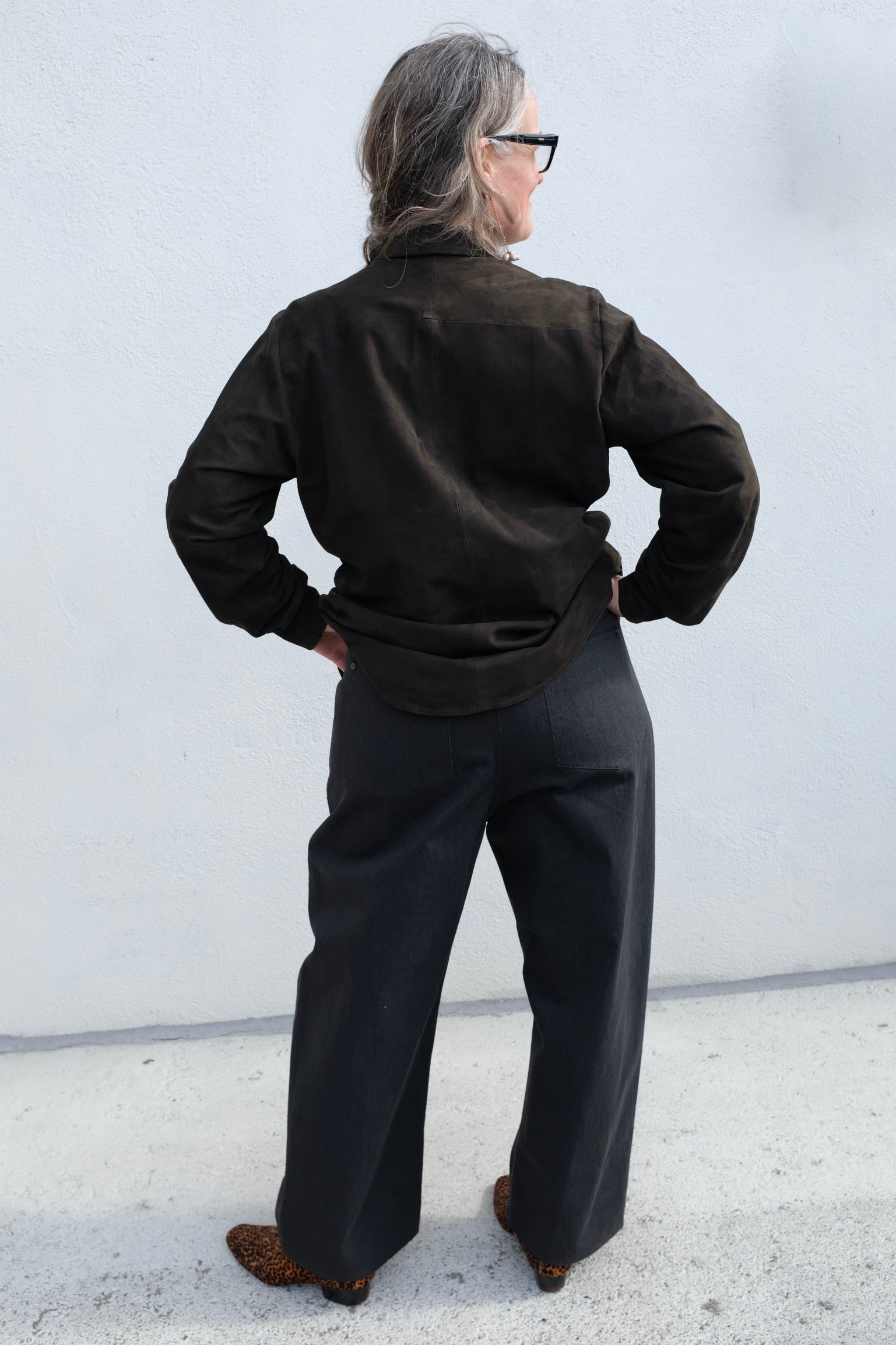 Signature Curved Legged Trouser / Black