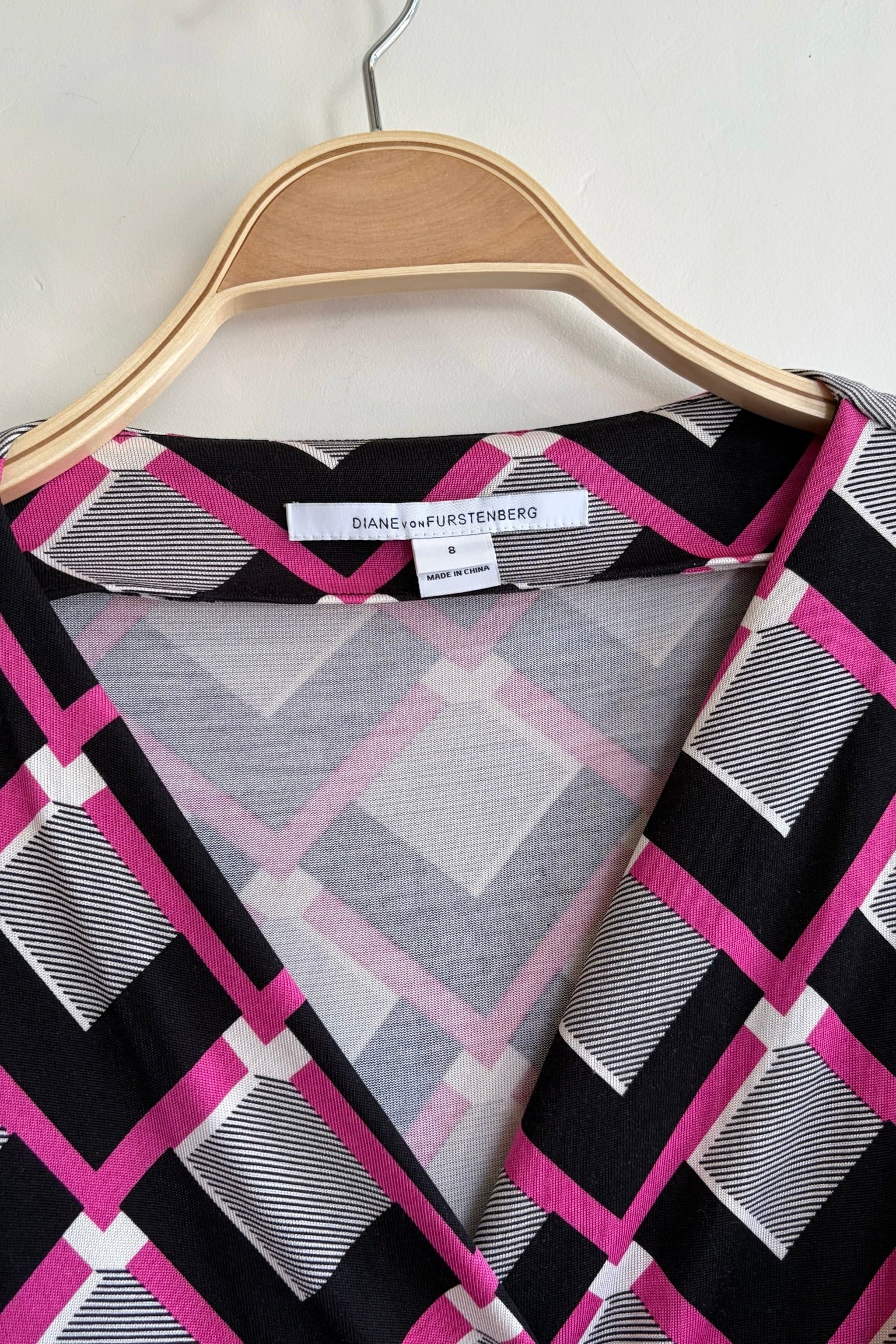 Pre-Loved / Diane Von Furstenburg Wrap Dress / Pink + Black / Size 8
