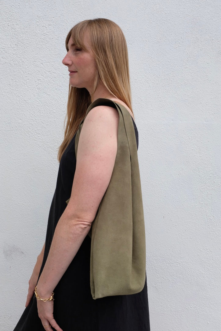 Slouchy Market Tote / Sage Suede