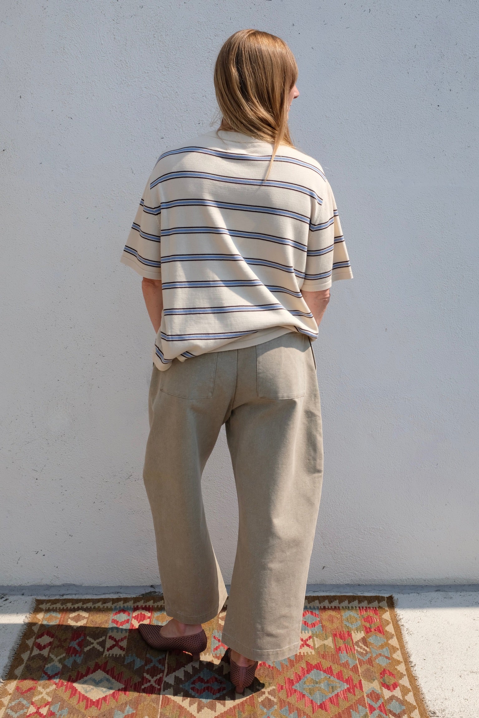 Tailored Curve Legged Trouser / Washed Tan