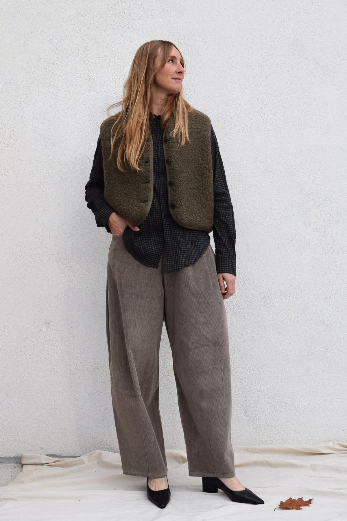 L'Envers Luce Vest / Khaki Curly Alpaca