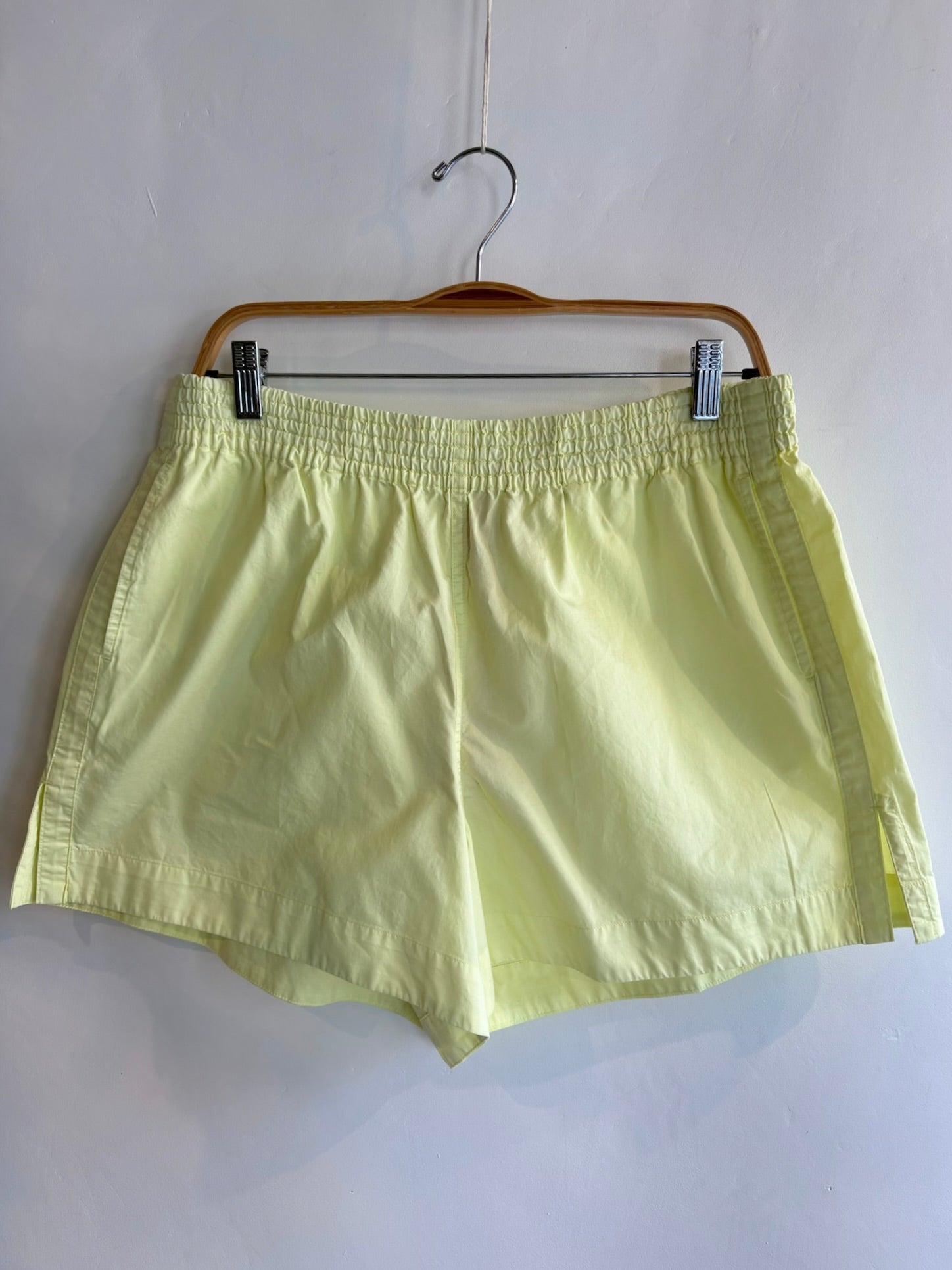 Pre-Loved / Left on Friday Shorts / Tourist / Size XL
