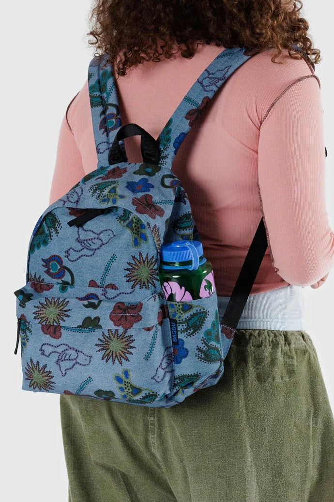 Baggu Medium Nylon Backpack / Digital Denim Birds