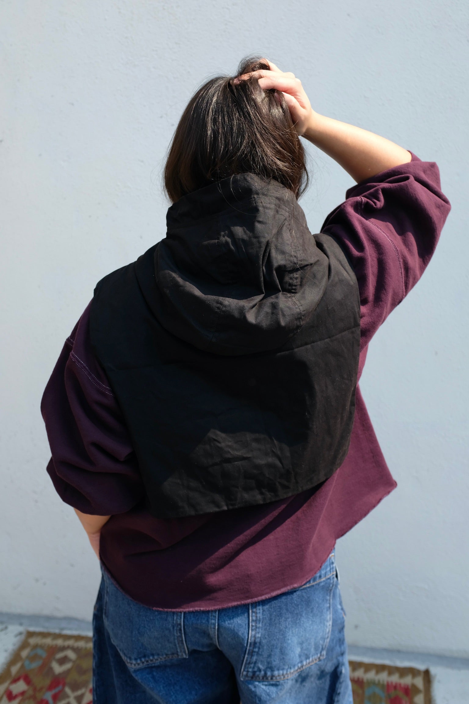 7115 By Szeki Waxed Hooded Vest / Charcoal