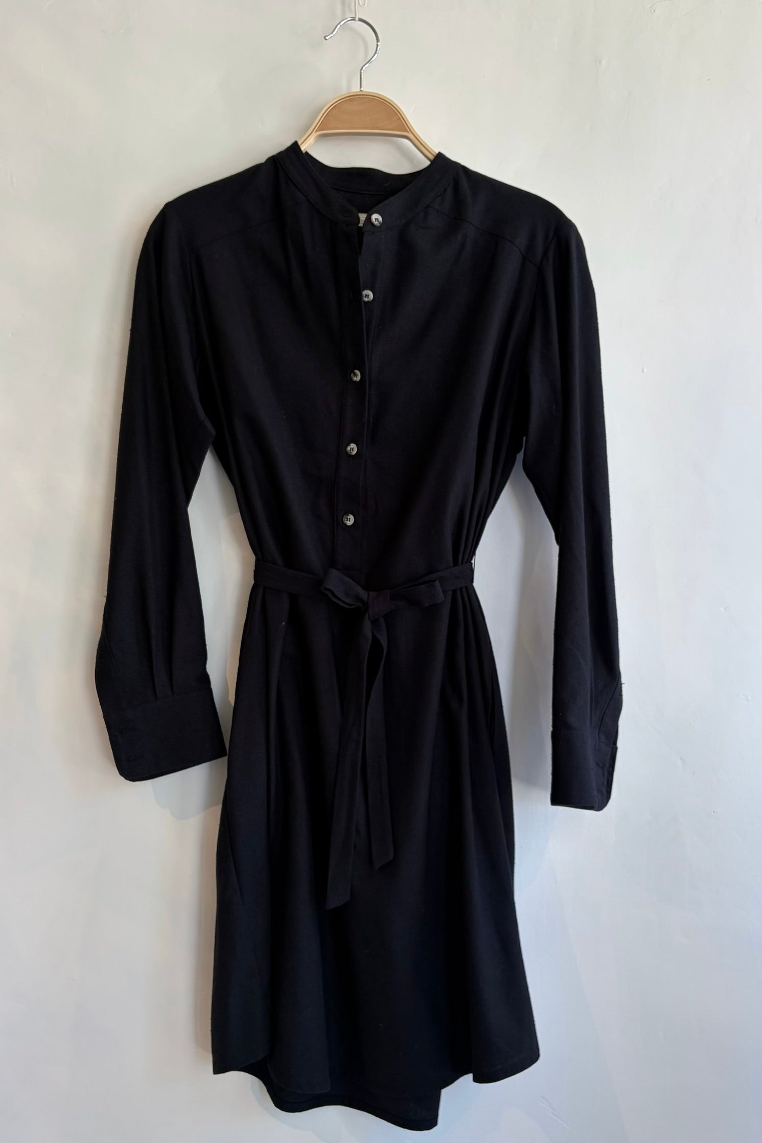 Pre-Loved / Dace Silk Shirtdress / Black / Size Small