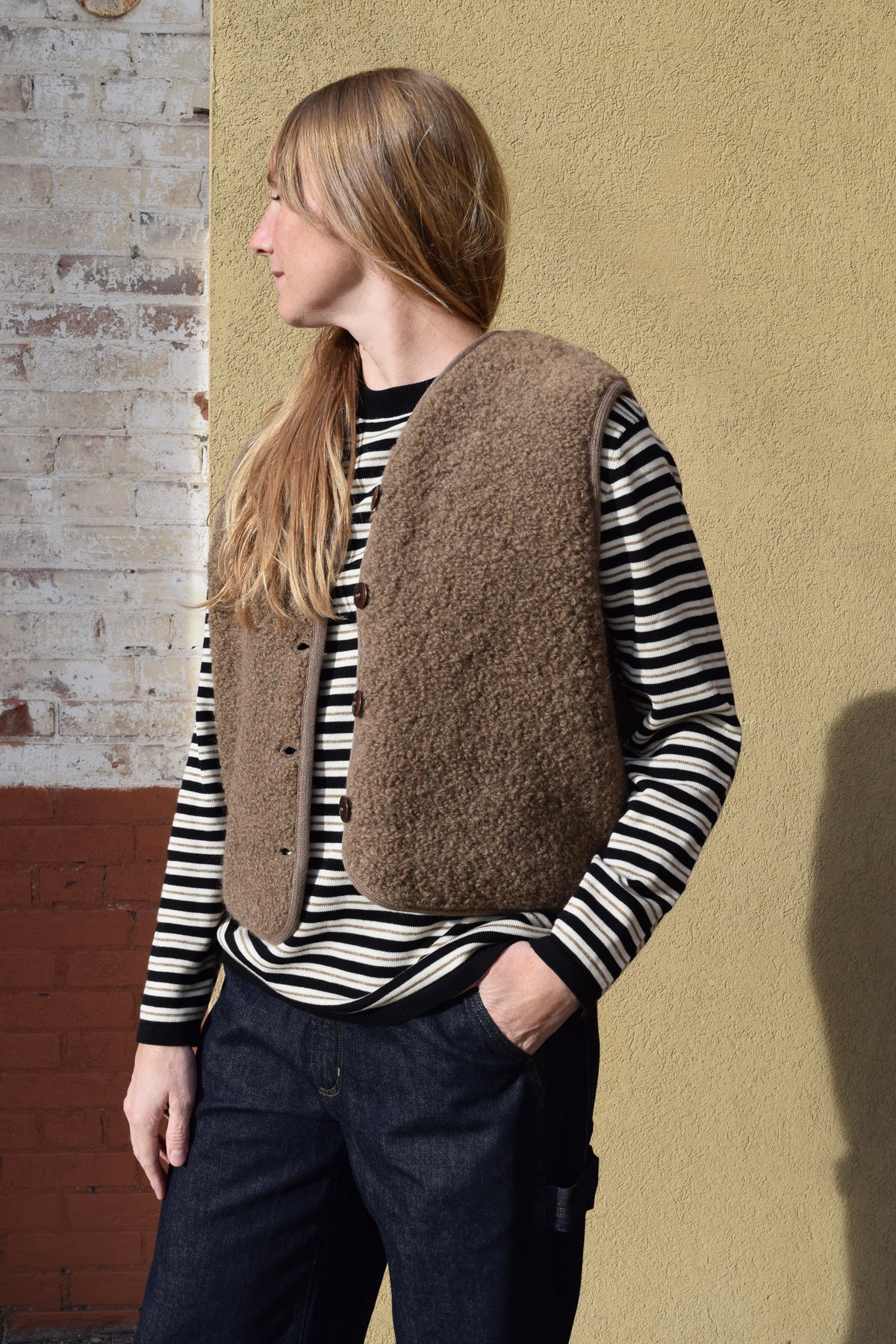 L'Envers Luce Vest / Marron Glacé Curly Alpaca