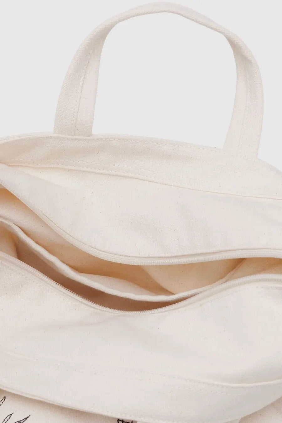 Baggu Horizontal Zip Duck Bag / Embroidered Shells