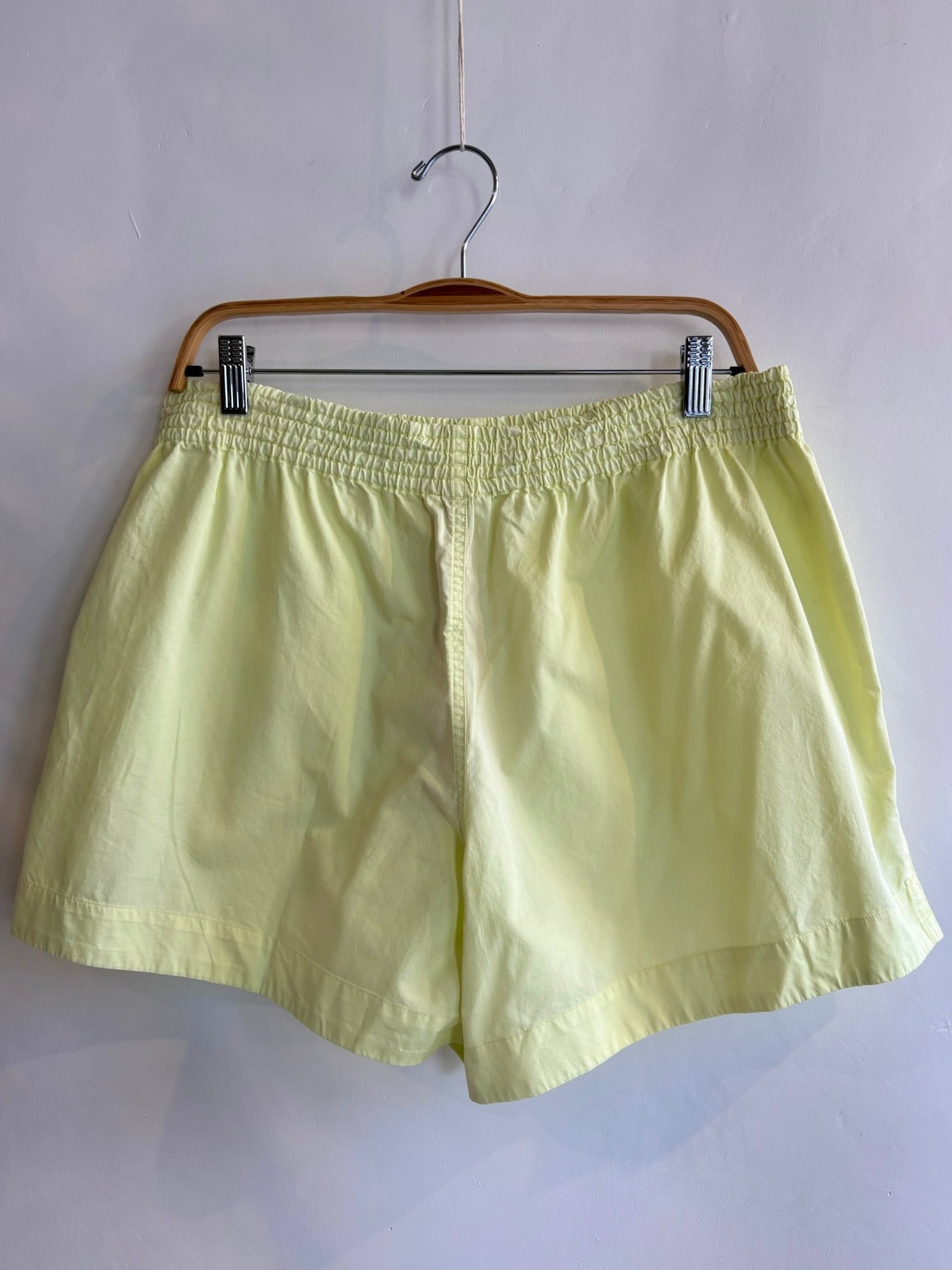 Pre-Loved / Left on Friday Shorts / Tourist / Size XL