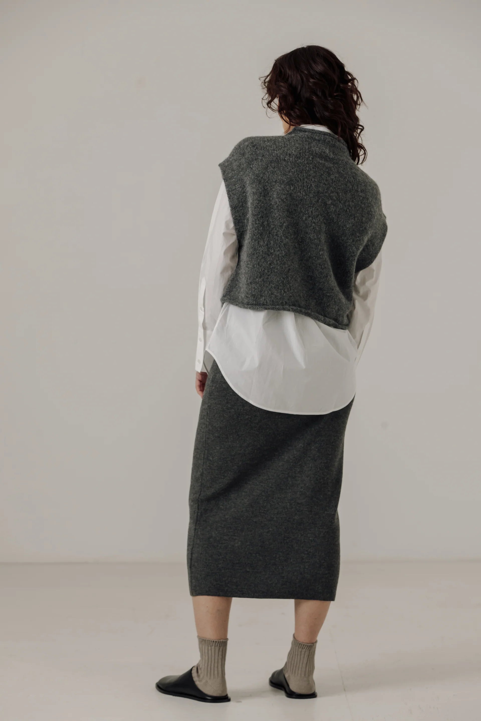 Bare Knitwear Alpaca Iris Vest / Stone