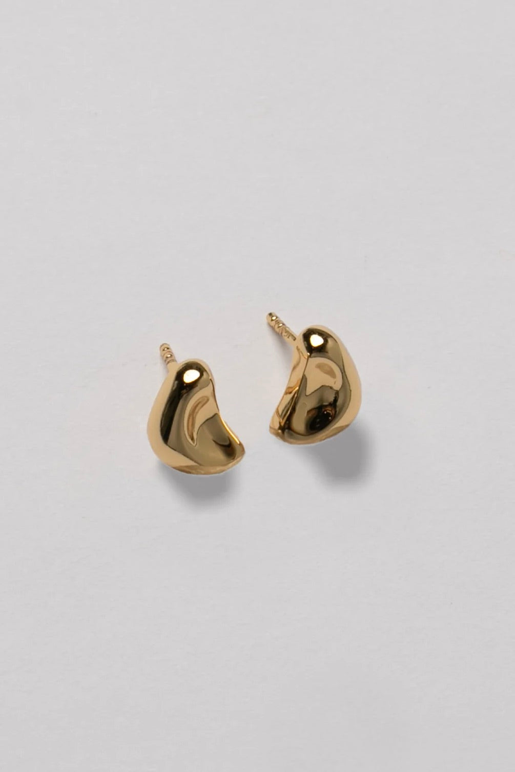 Mila Studs / Gold
