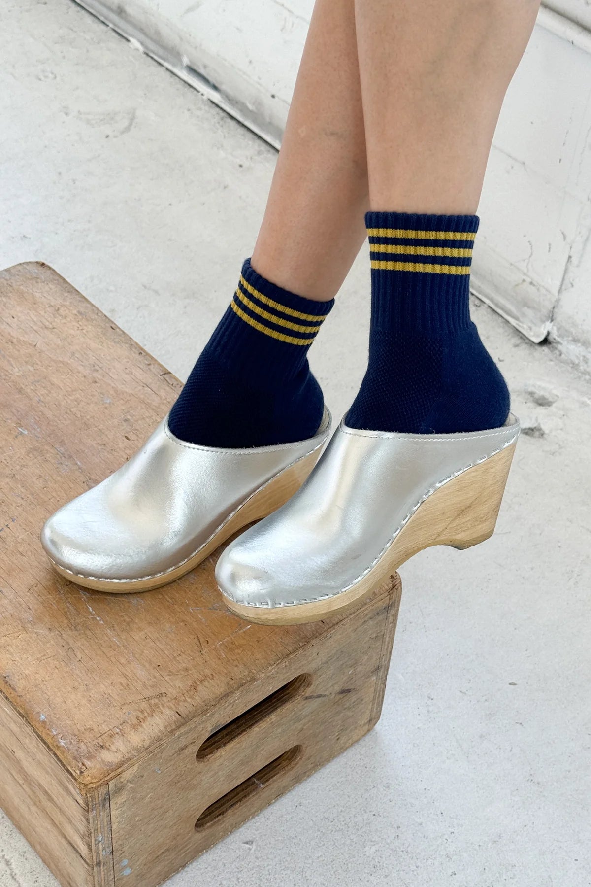 Le Bon Shoppe Girlfriend Socks / Navy