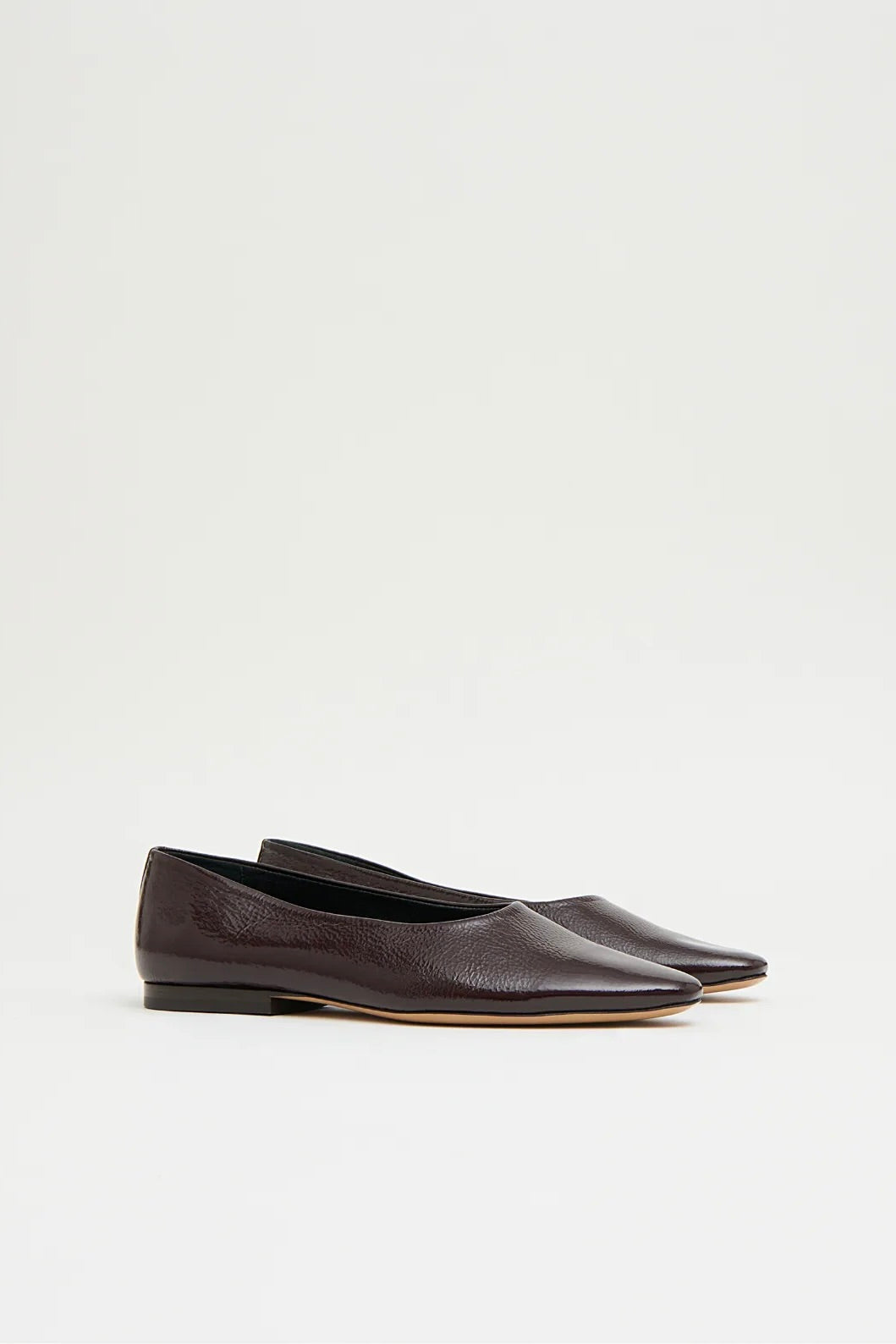 Soft Point Flat / Aubergine Naplak