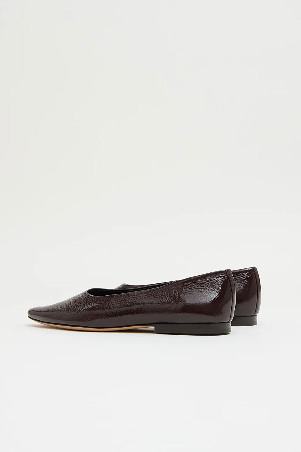 Soft Point Flat / Aubergine Naplak