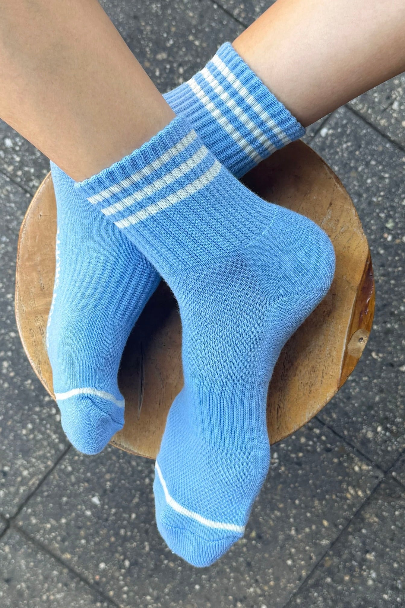 le bon shoppe girlfriend socks parisian blue