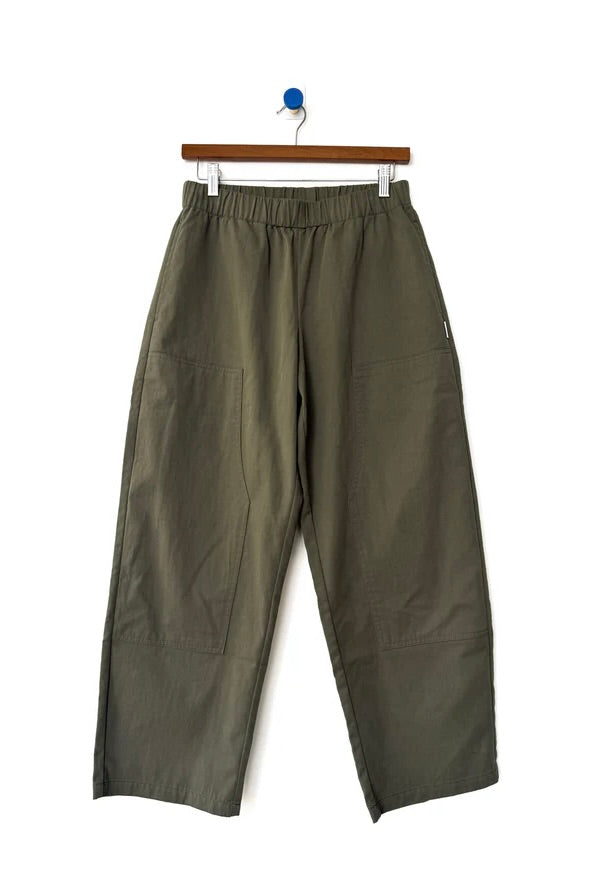 le bon shopped gardener's pants