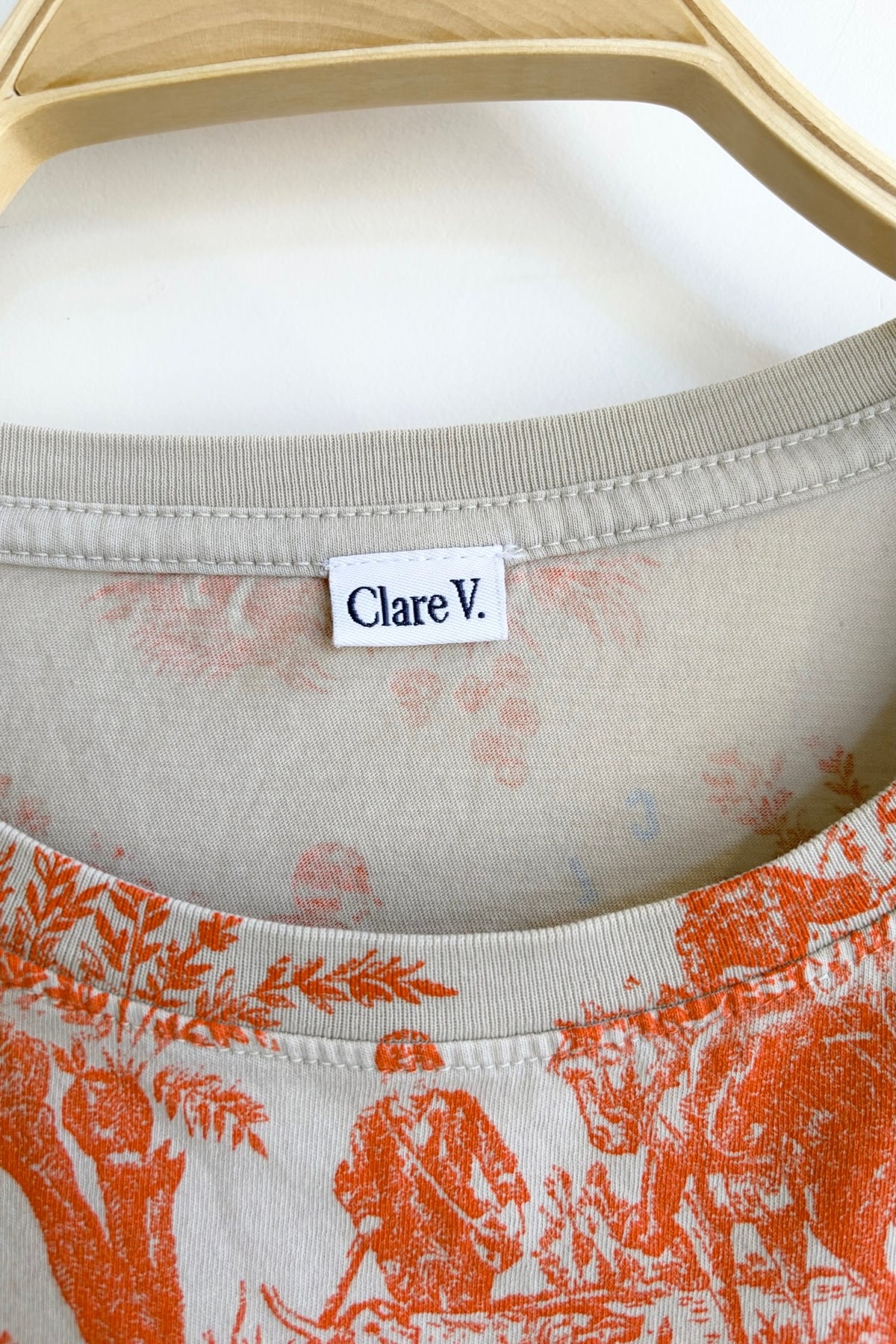Pre-Loved / Clare V Graphic Vintage Pastoral Tee / Large