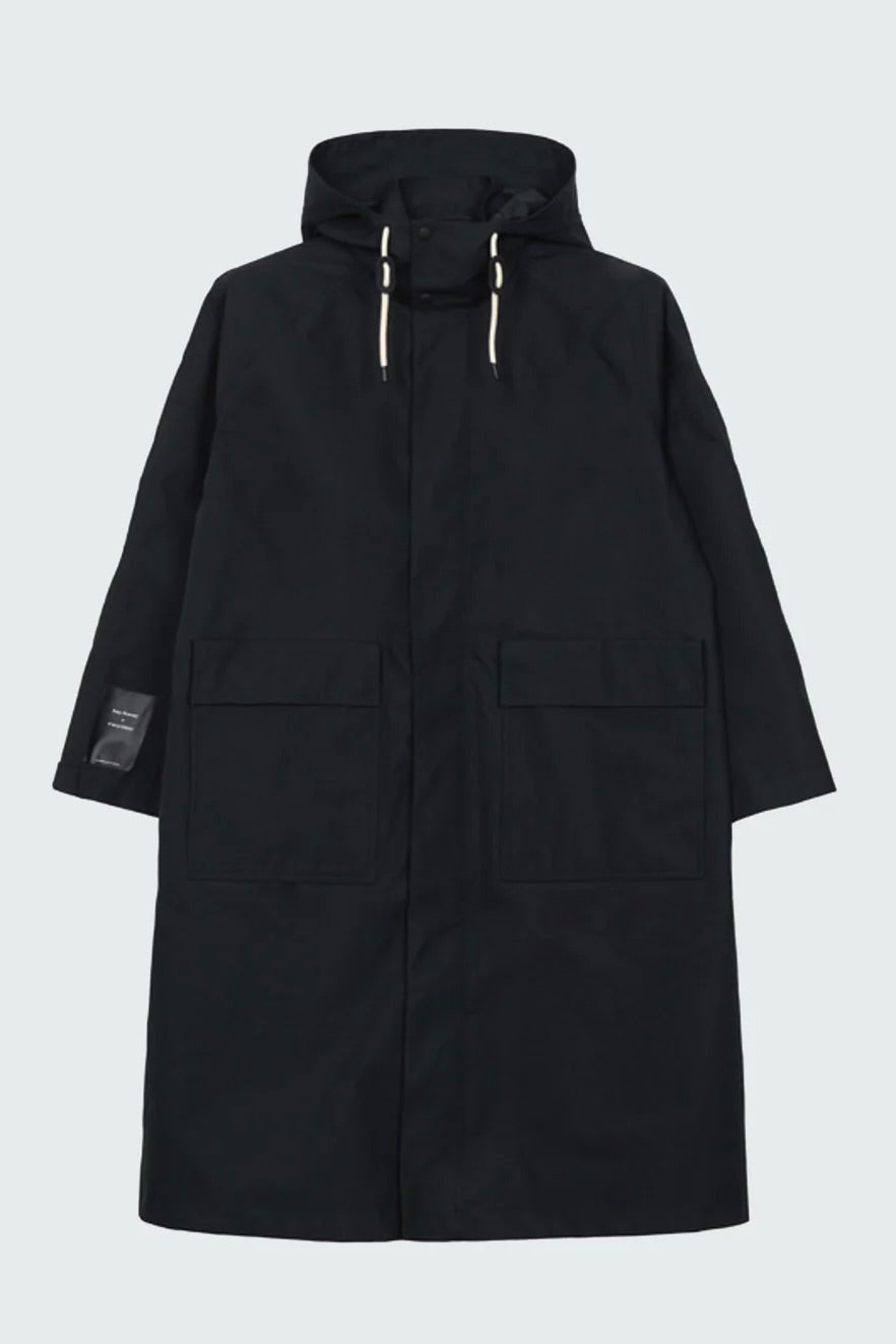 Amy Powney x Finisterre Longline Waterproof Jacket / Black
