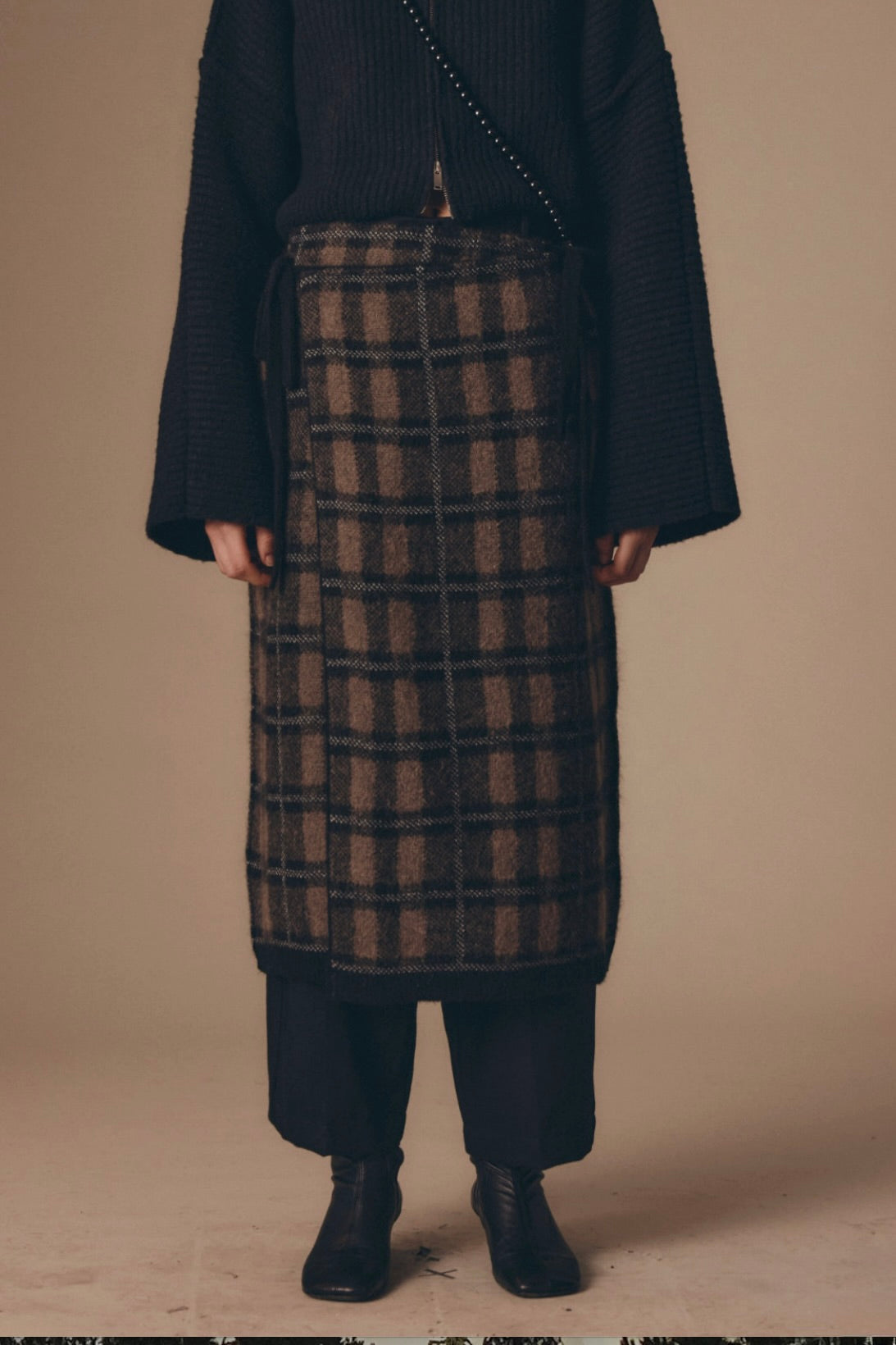 Coperta Skirt / Black + Taupe