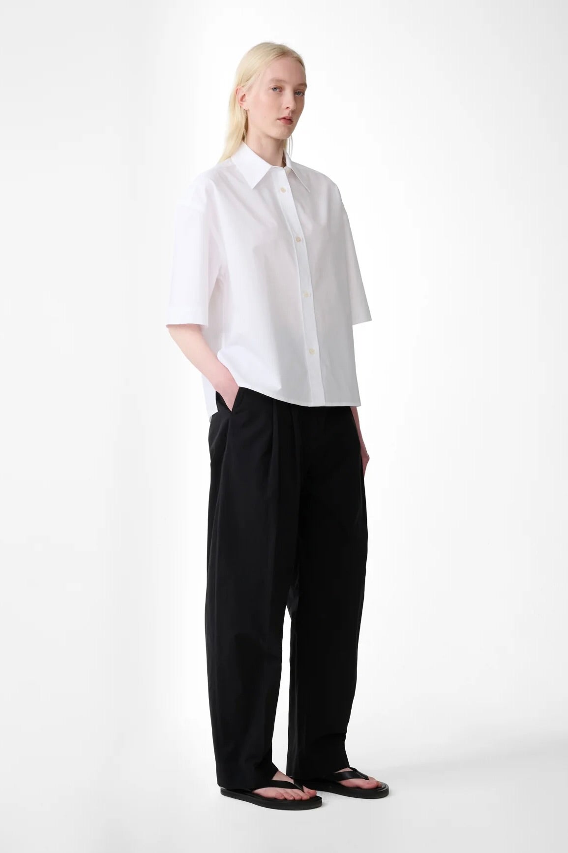 Tocoa Short Sleeve Shirt / White