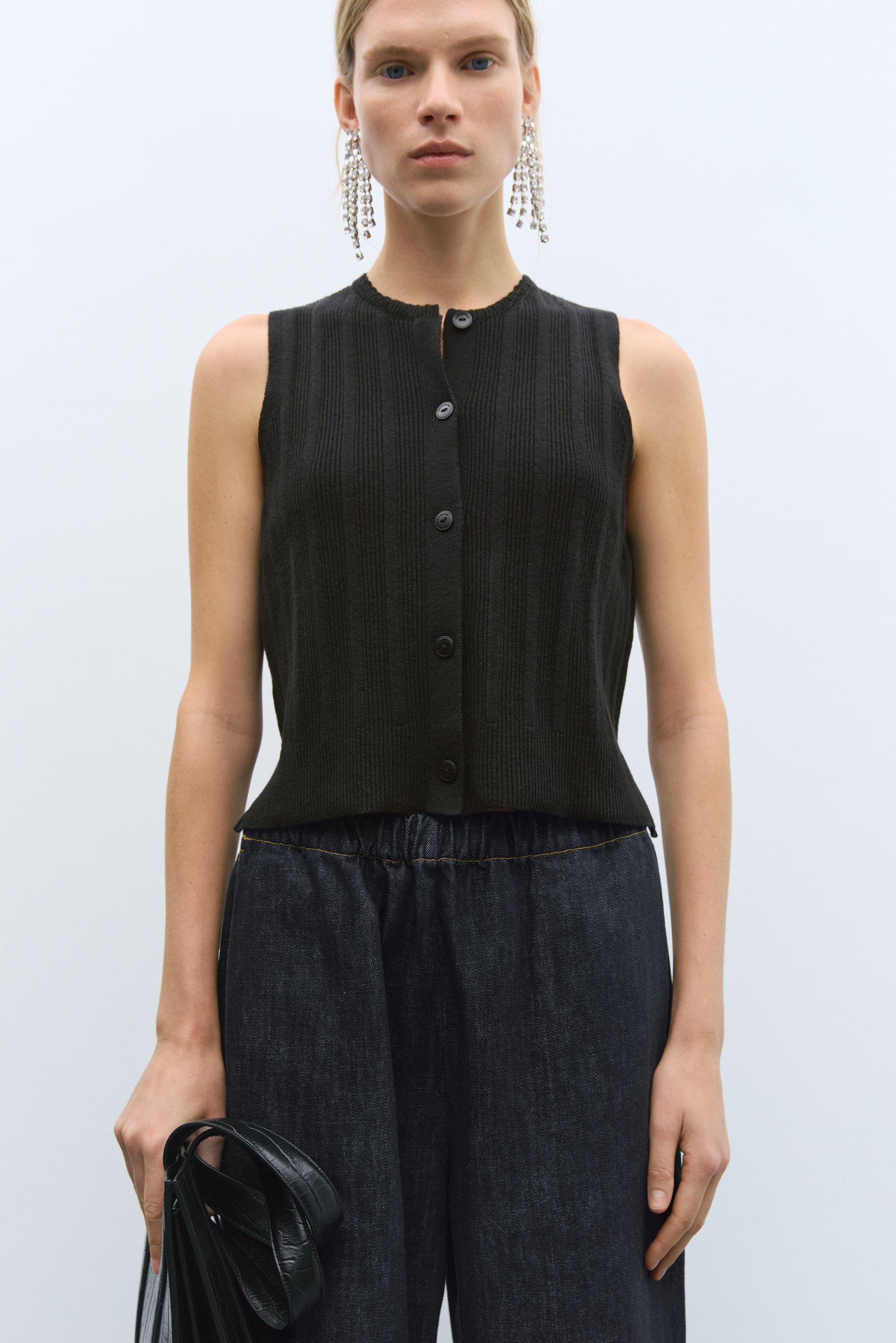 Cordera Merino Wool Ribbed Waistcoat / Black