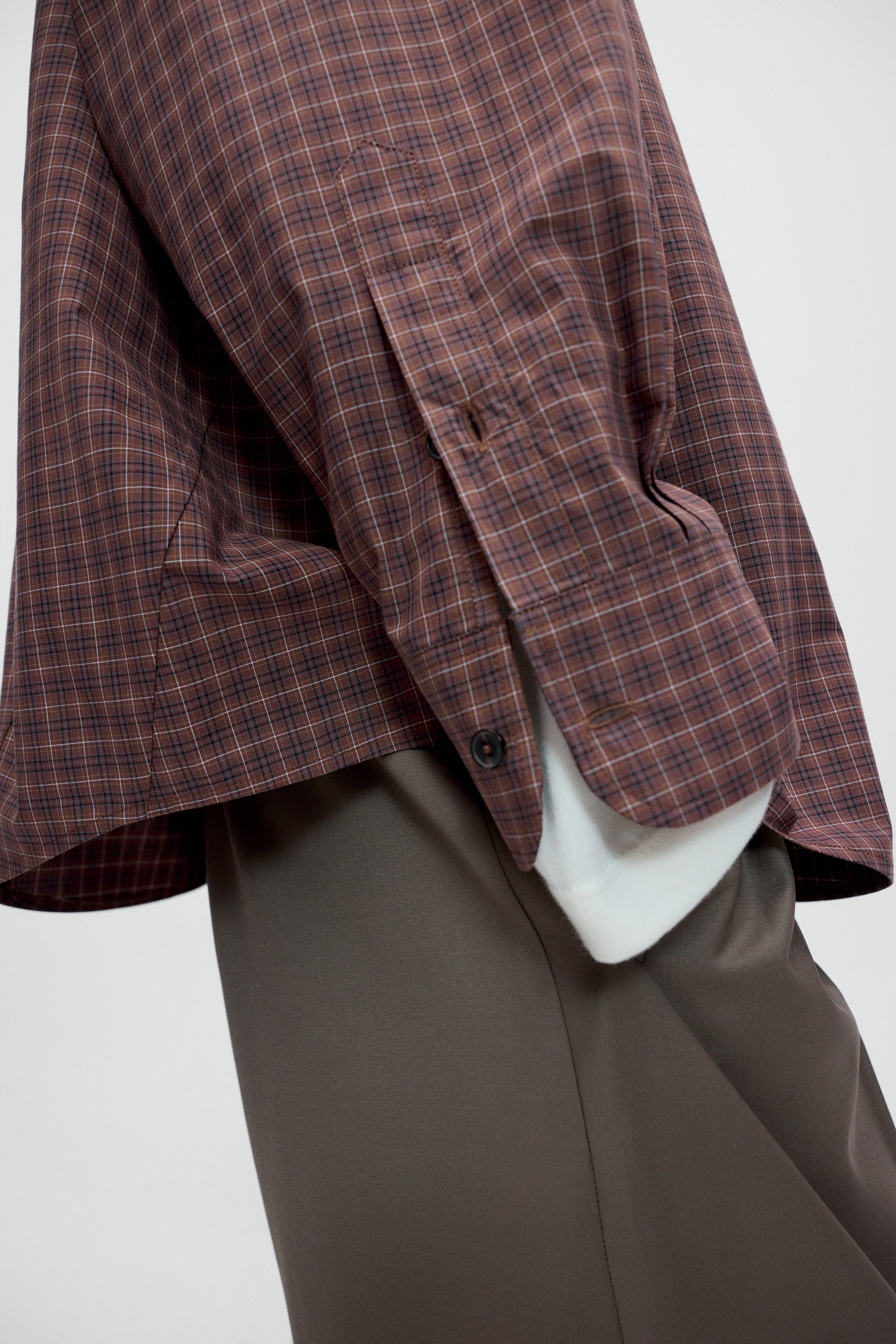 Checked Oversized Shirt / Brown Navy