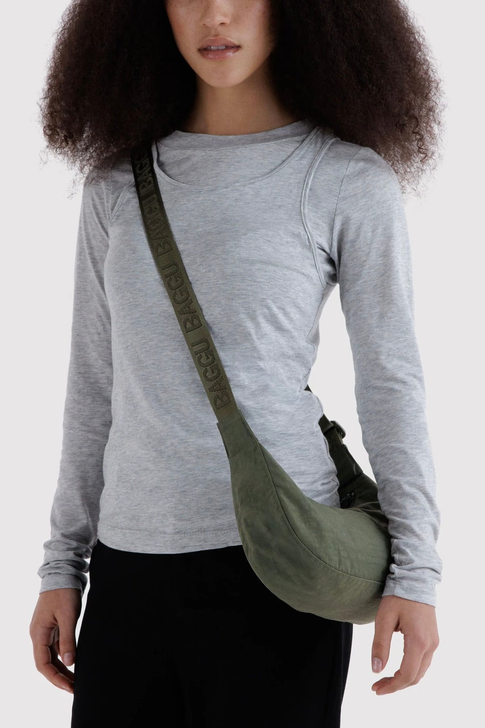 Baggu Small Crescent / Caper