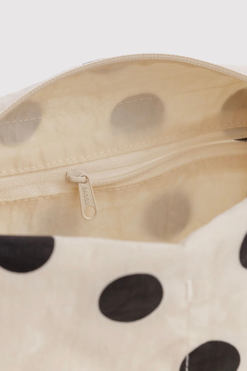 Dopp Kit / Cream + Black Polka Dot