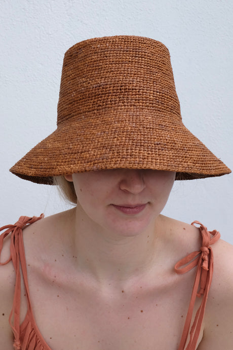 Janessa Leone Felix Hat / Chestnut