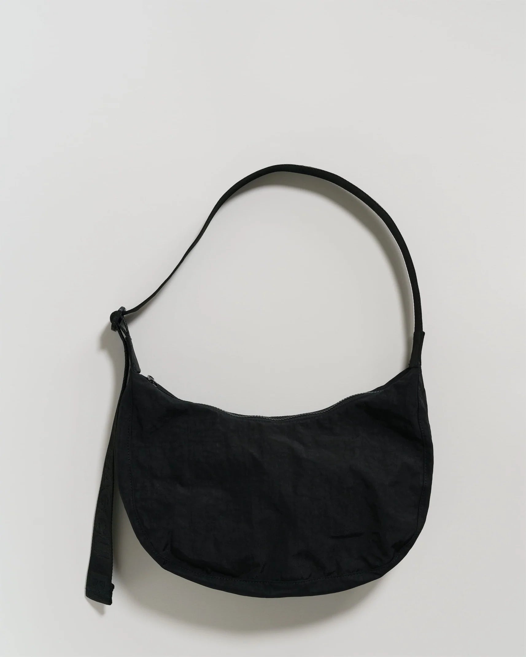 BAGGU Medium Nylon Crescent Bag / Black