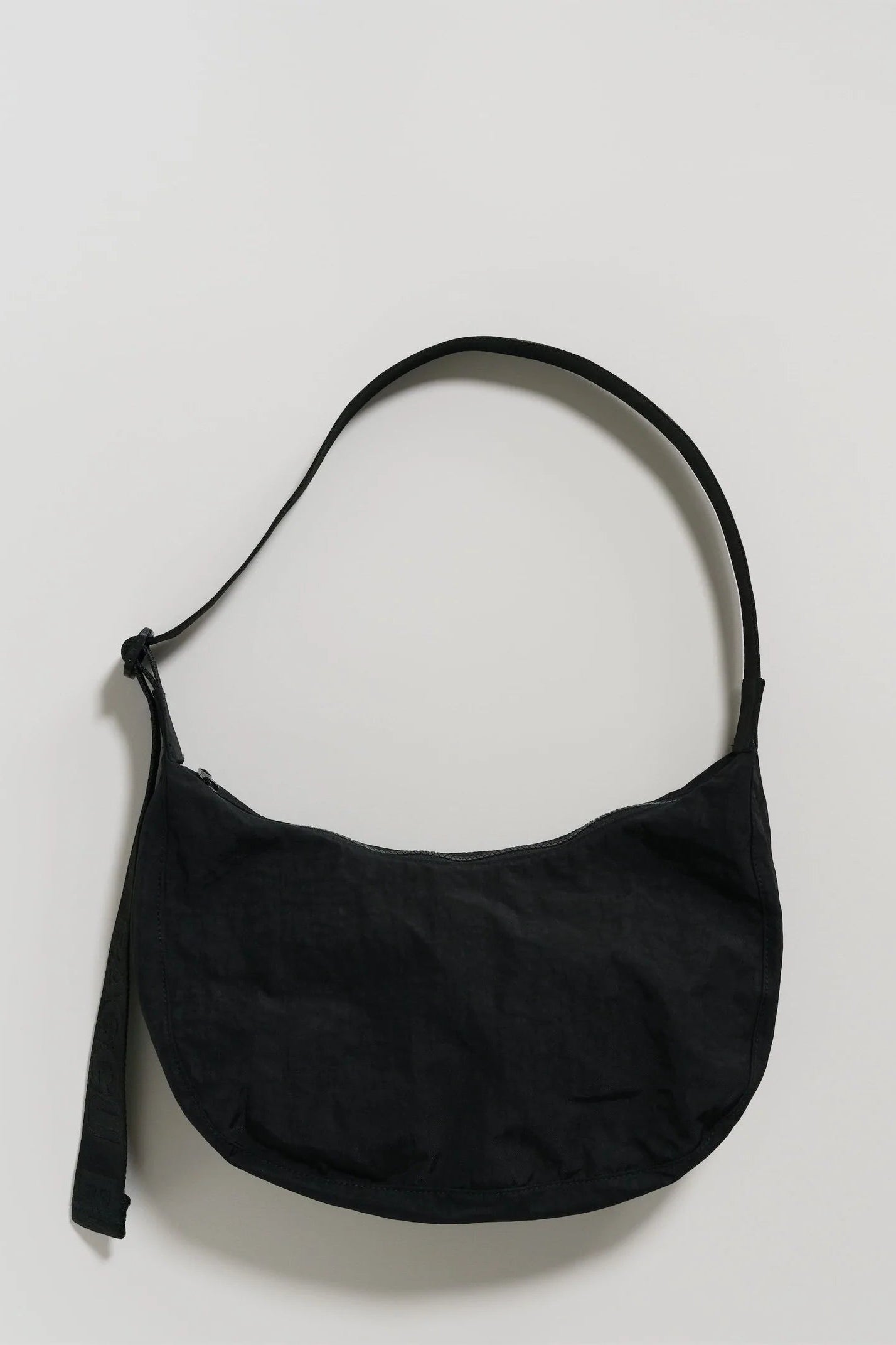 BAGGU Medium Nylon Crescent Bag / Black