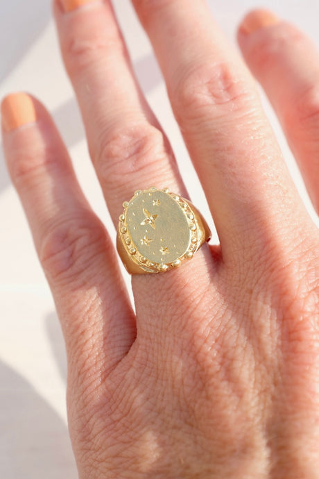 Mercurial Estelle Signet Ring / gold plate