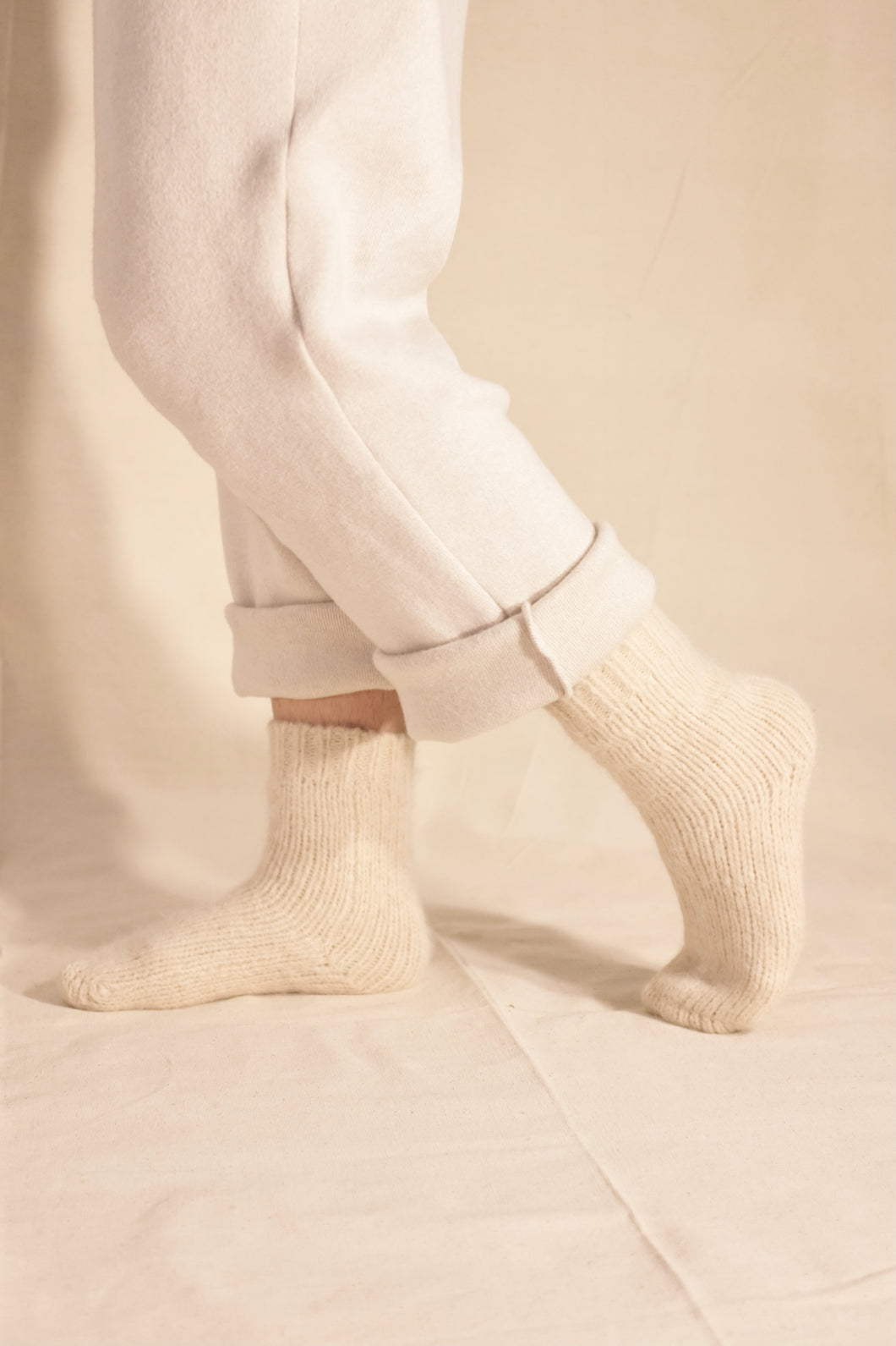 Bare Knitwear House Socks / Linen