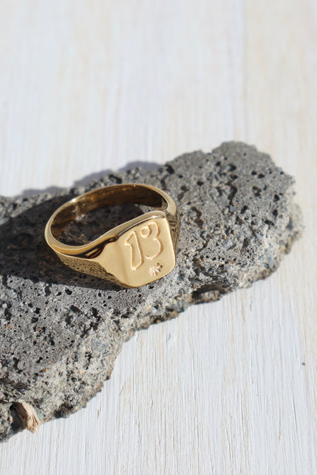 Wolf Circus Lucky Ring / Gold
