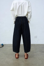 Cordera SS23 Seam Curved Pant / Dark Navy
