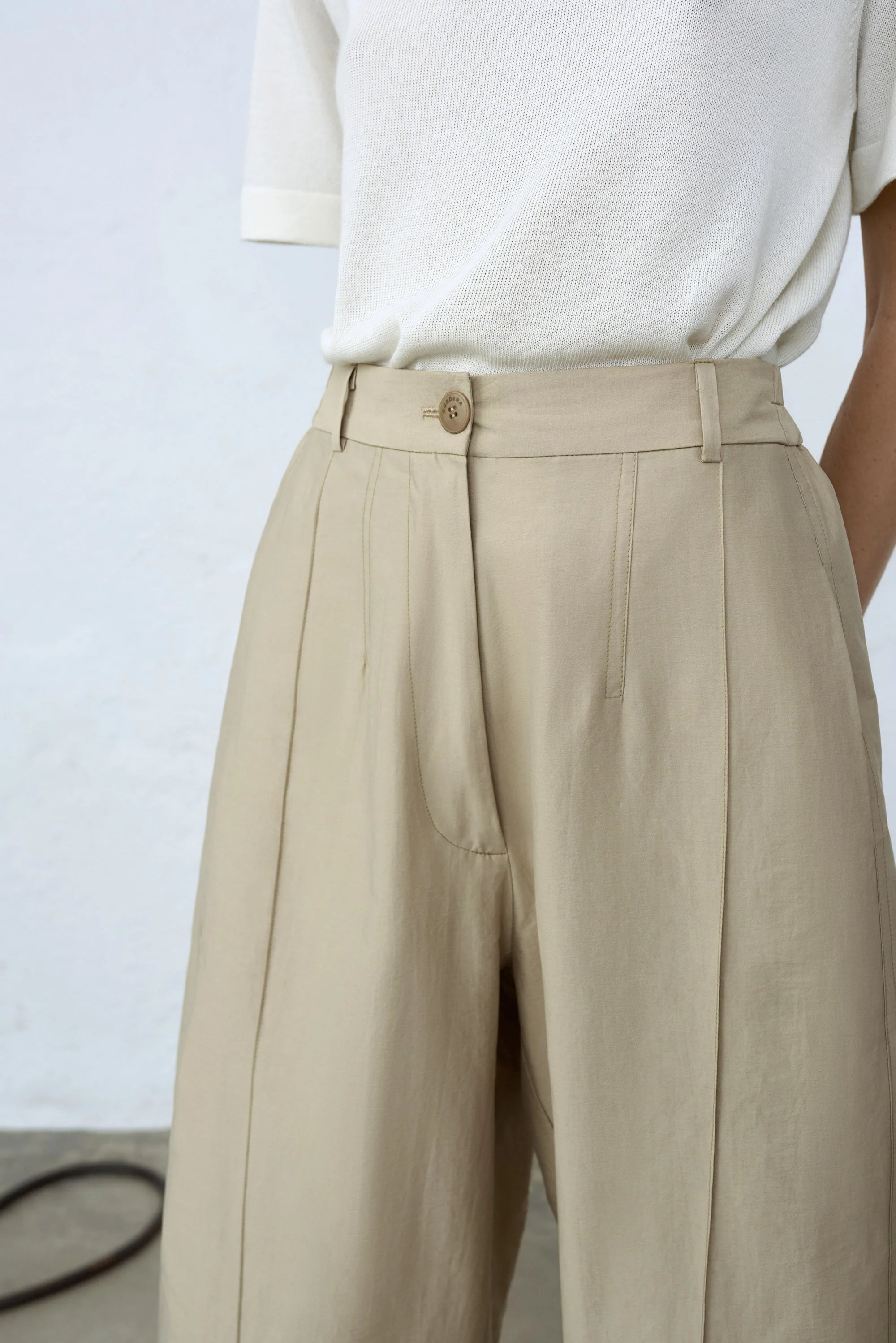 Cordera SS23 Seam Curved Pants / Toasted
