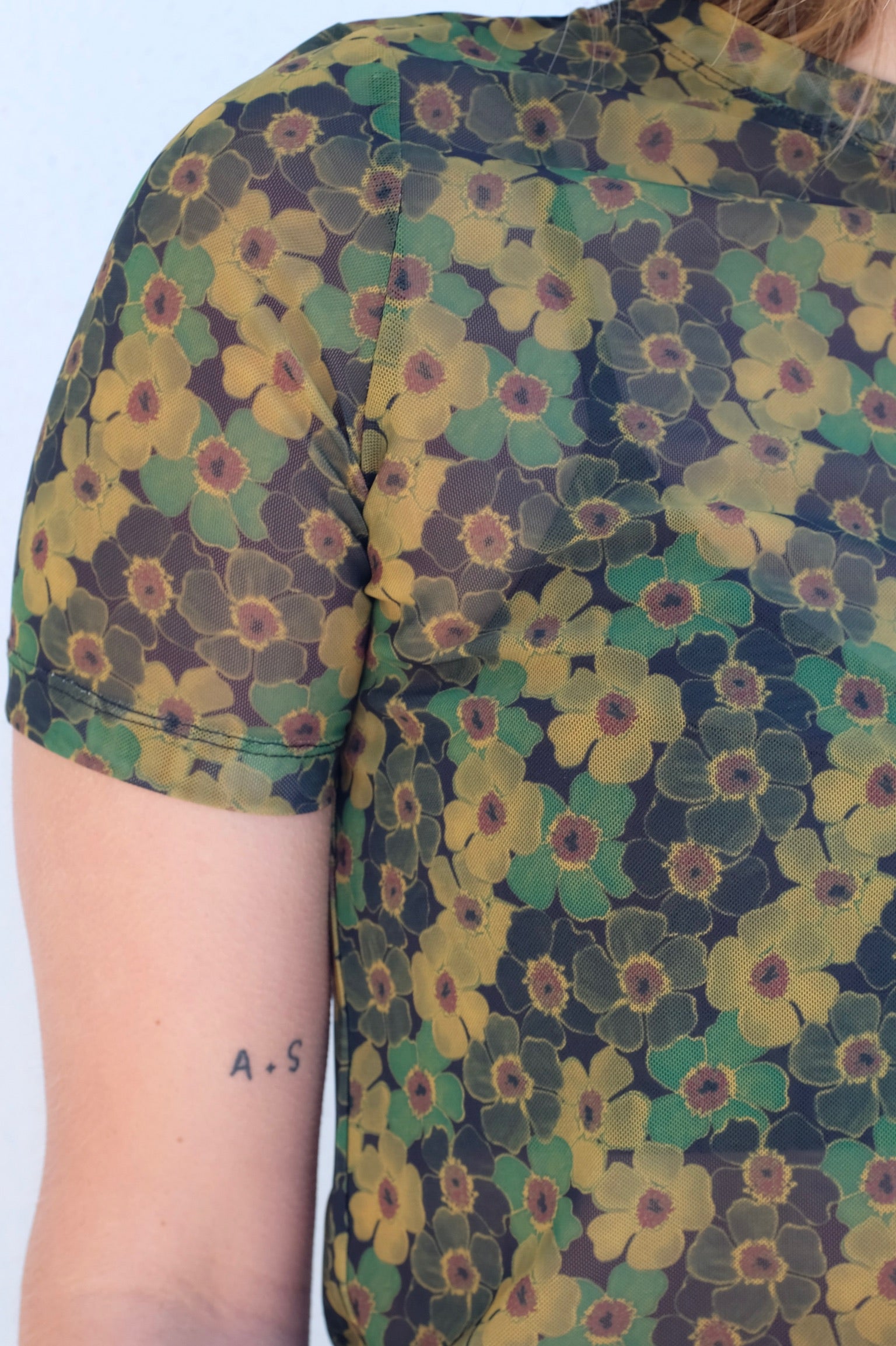 No. 6  Carey Tee / Lime Pansy