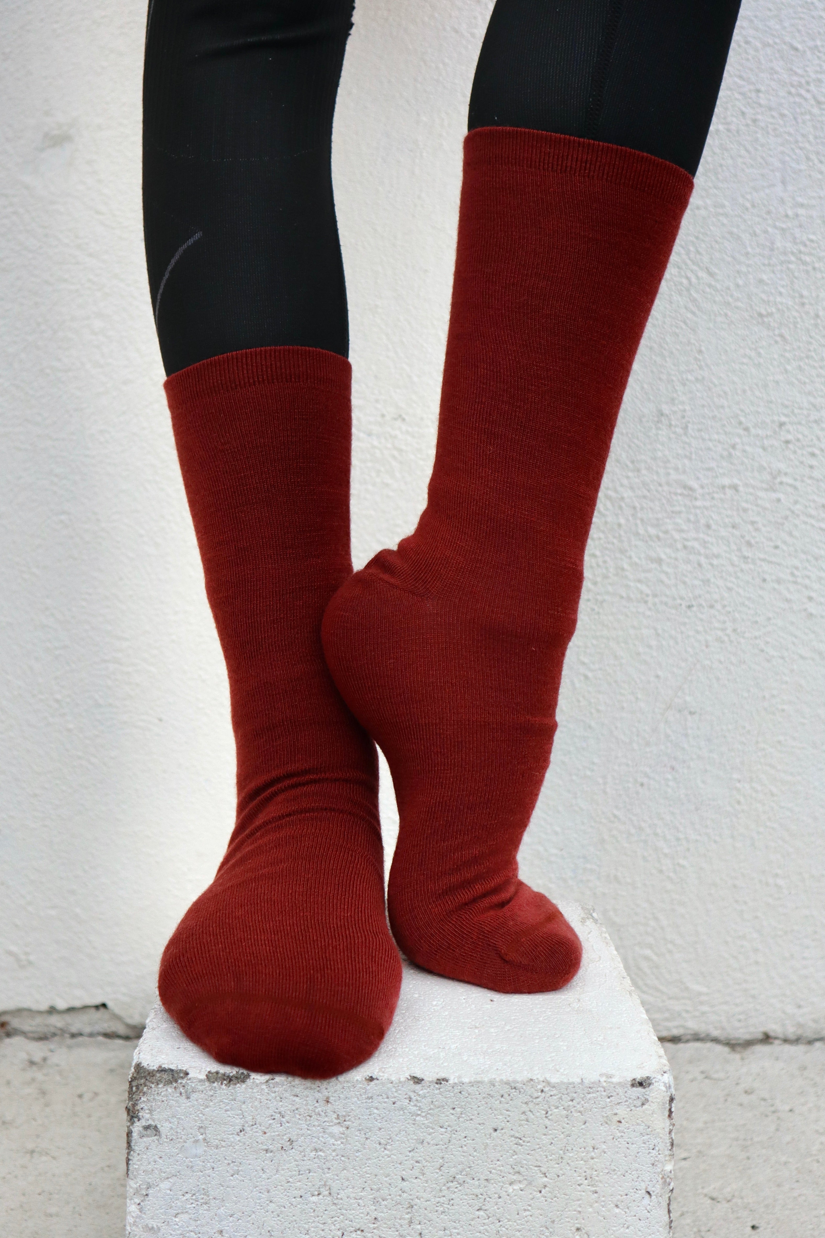 Woolpower Classic Liners, Rust Red