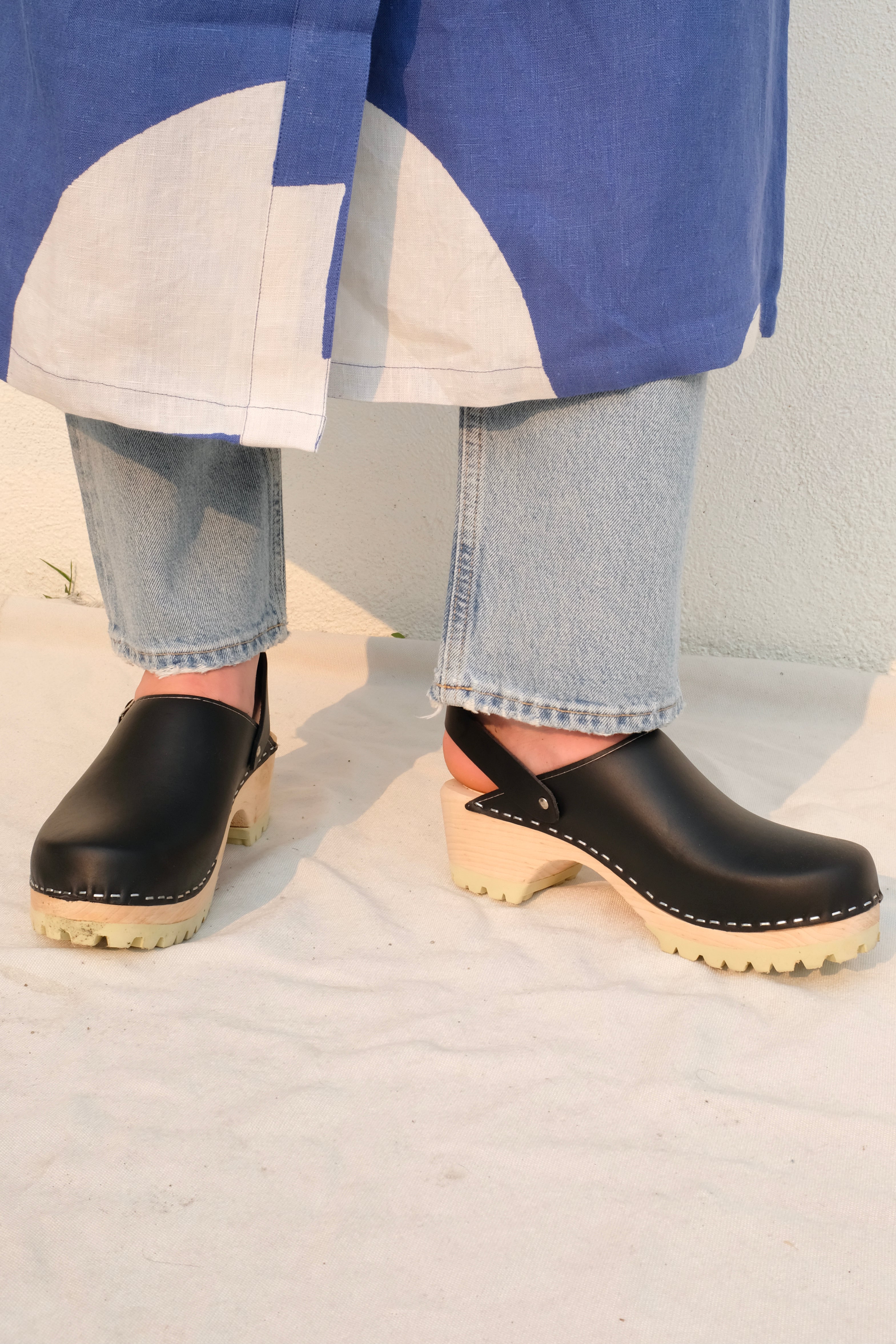 Lotta Classic Tractor Sole Clog / Black