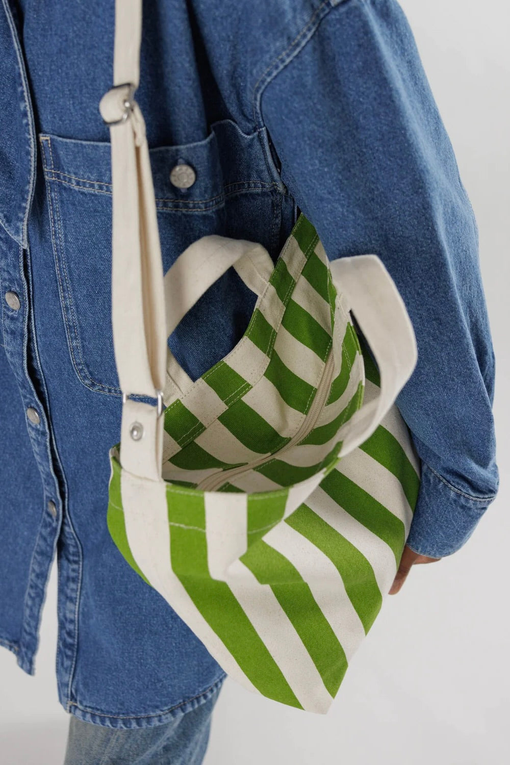 Baggu Horizontal Zip Duck Bag / Green Awning Stripe