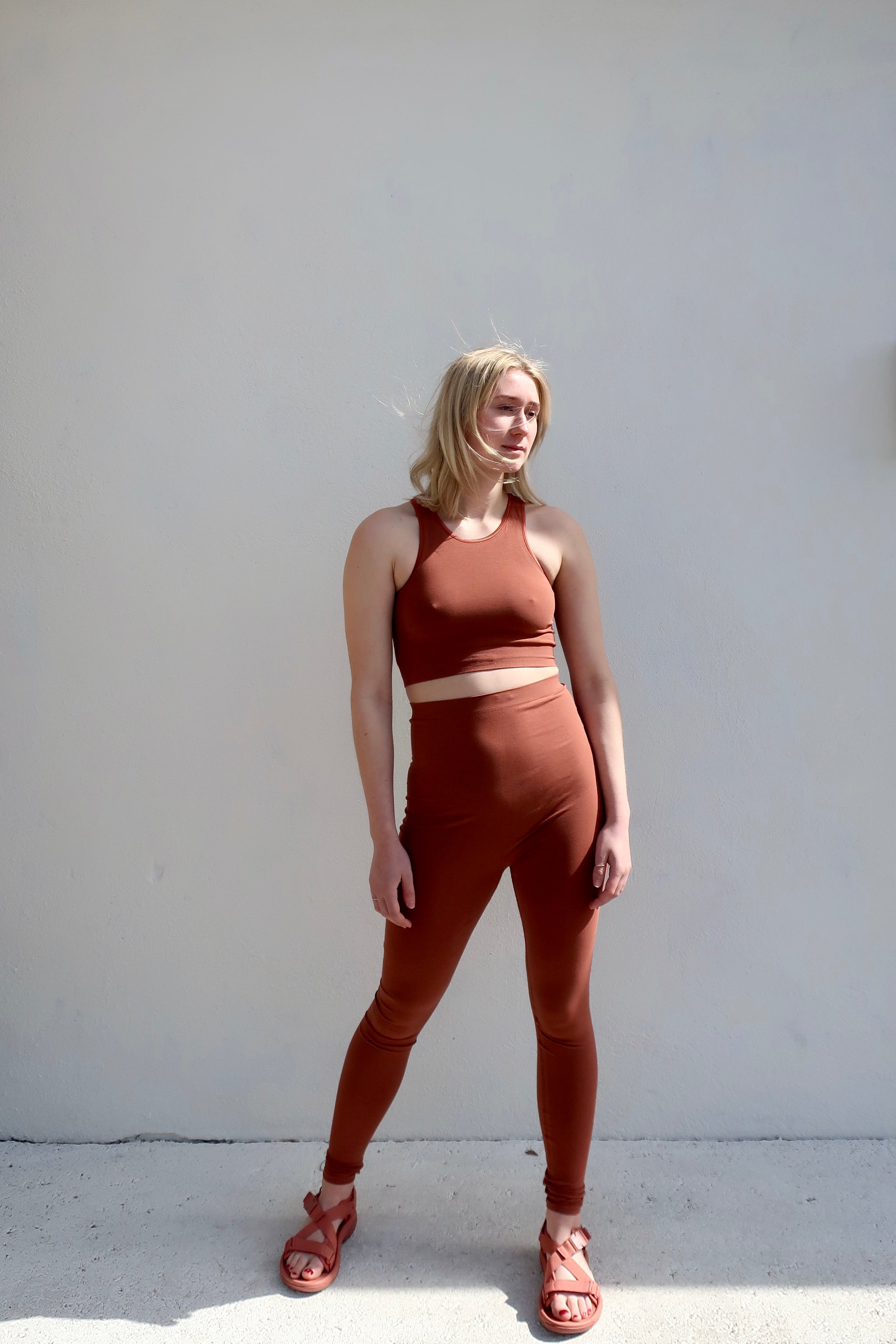 Baserange Oleta Leggings / Rust
