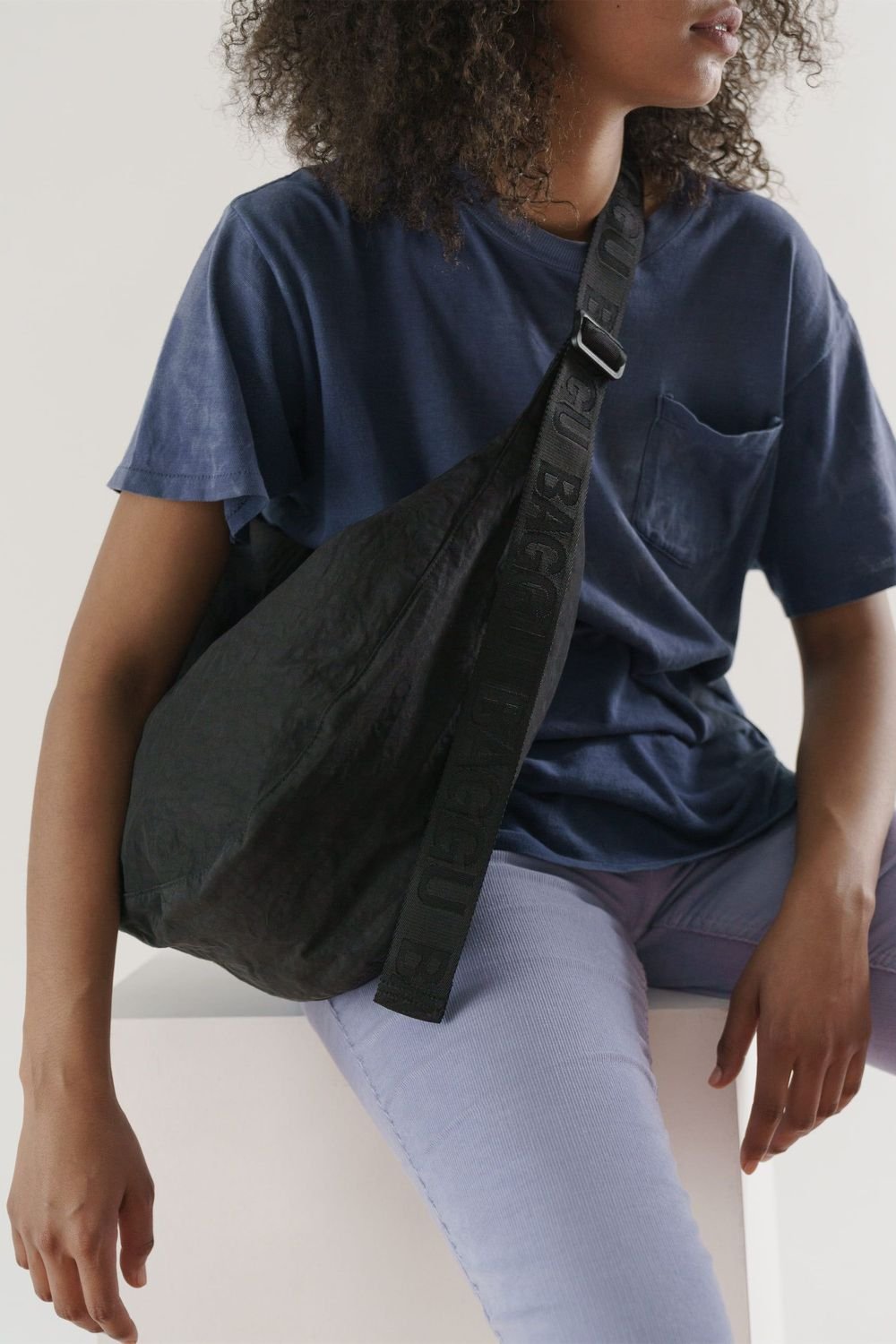 BAGGU Large Nylon Crescent Bag / Black